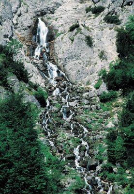 Nadiža Waterfall